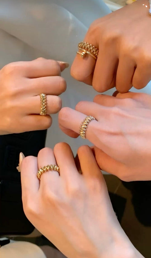 Clash de C Ring