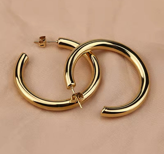 Half-Open Golden Hoops Earrings